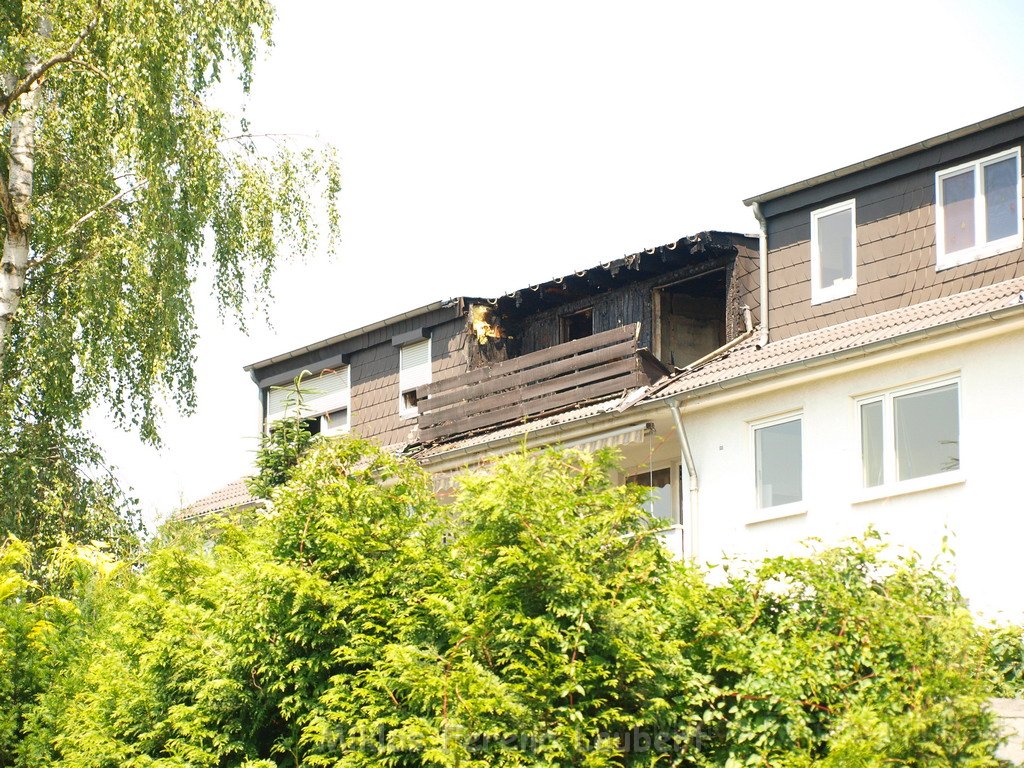 Mark Medlock s Dachwohnung ausgebrannt Koeln Porz Wahn Rolandstr P61.JPG
